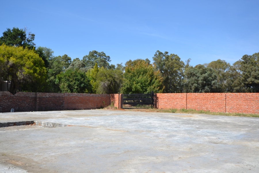 Commercial Property for Sale in Residentia Free State